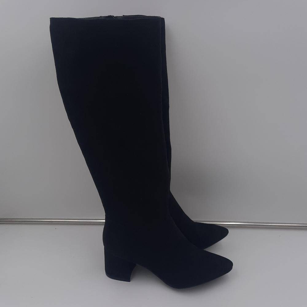 Bamboo Rapid Faux Suede Knee High Boots Various Sizes
